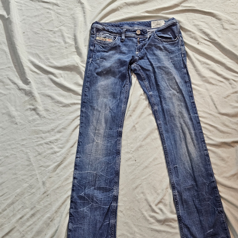 Diesel Women's Straight Leg Blue Jeans